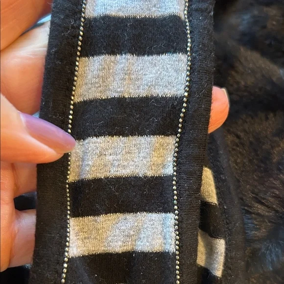 Ann Taylor Black and White Striped Tank Top - Picture 5 of 7